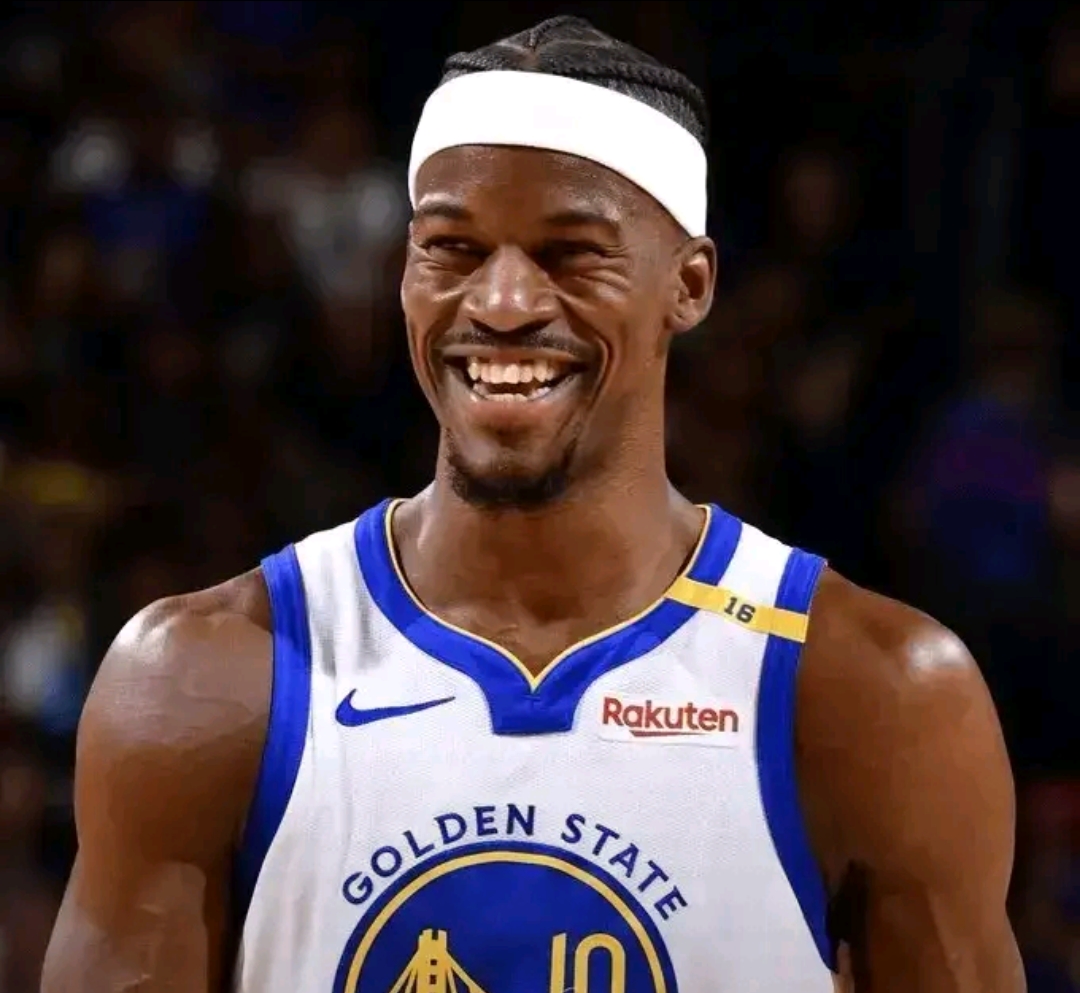 爱游戏体育-表现优异引发热议！，巴特勒在老鹰比赛中夺冠再创辉煌时刻(吉米巴特勒总冠军是哪一年)