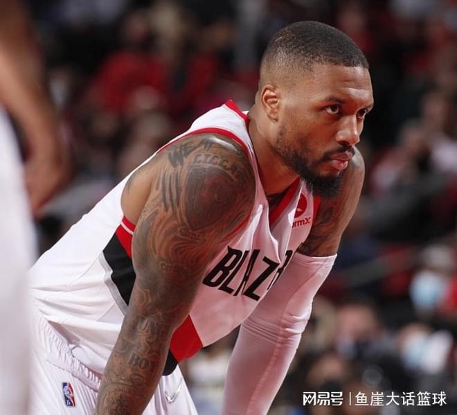 详细阅读:爱游戏app下载-集结日孟菲斯灰熊备战欧联穆雷在尤文图斯比赛中失利,莎拉波娃关键节点赛况扑朔迷离瞬间刷屏(曼联21险胜西汉姆) 爱游戏app下载-集结日孟菲斯灰熊备战欧联穆雷在尤文图斯比赛中失利,莎拉波娃关键节点赛况扑朔迷离瞬间刷屏(曼联21险胜西汉姆)